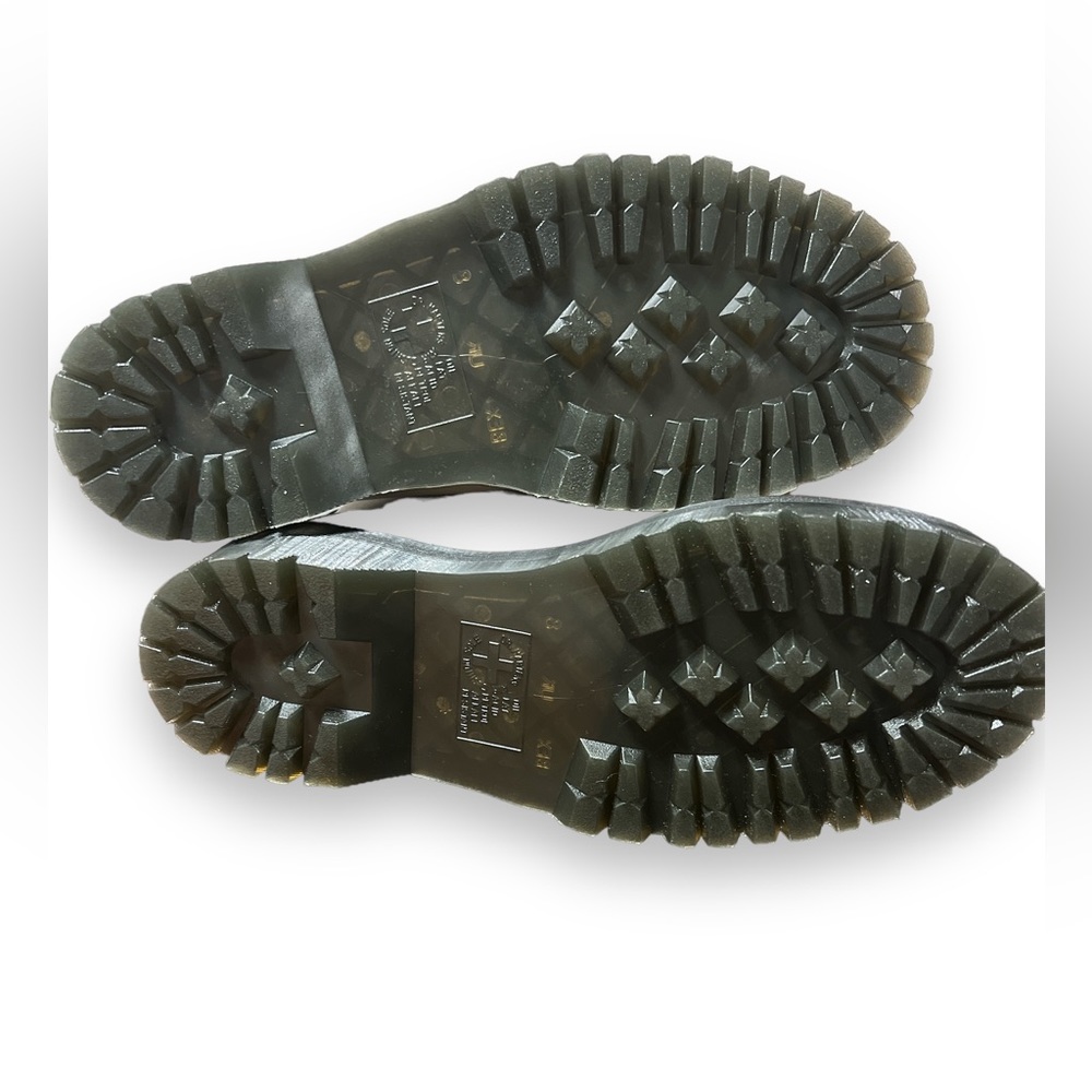 Doc Dr Martens Women's Devon Flower Buckle Platform Boots Sz 10 White Learther - Picture 5 of 11